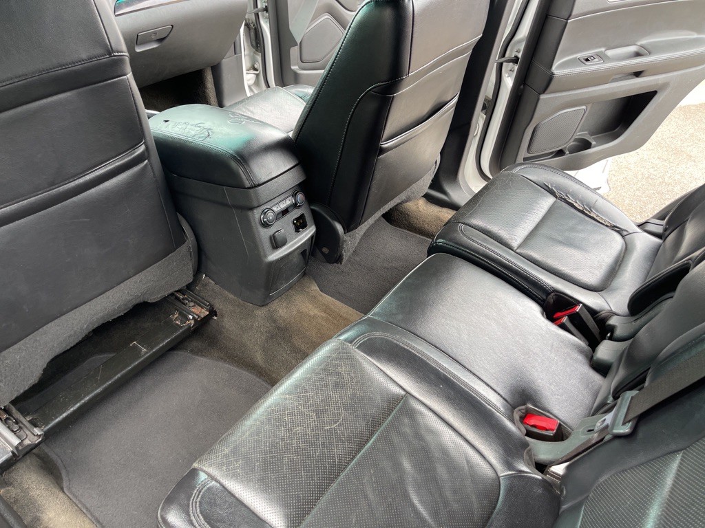 2012 Ford Explorer Image 11