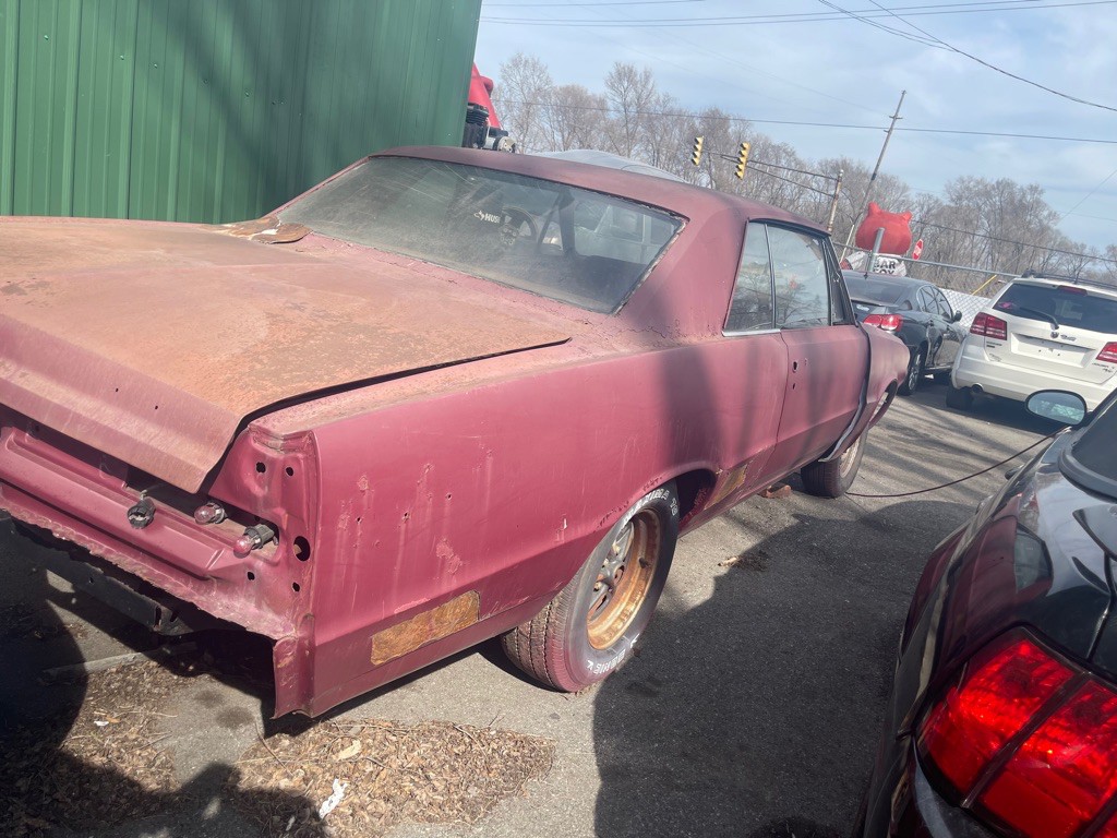 1964 Pontiac GTO Image 5