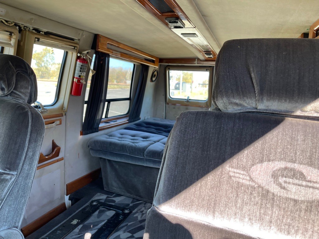1995 Chevrolet G20 Image 5