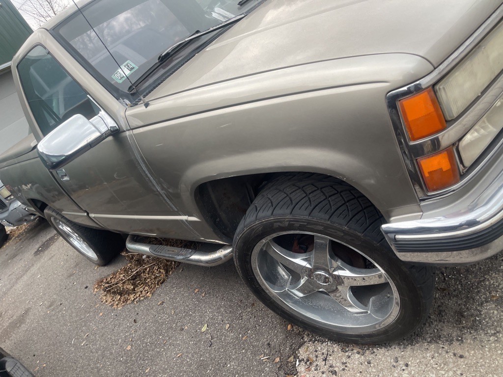 1988 Chevrolet C/K Image 5