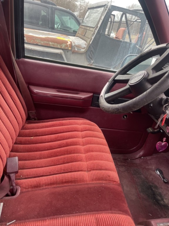1988 Chevrolet C/K Image 7