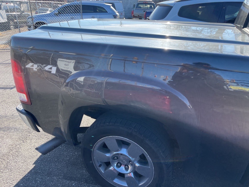 2010 GMC Sierra Image 3