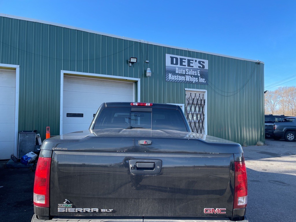 2010 GMC Sierra Image 4