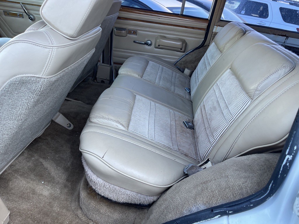 1991 Jeep Grand Cherokee Image 15