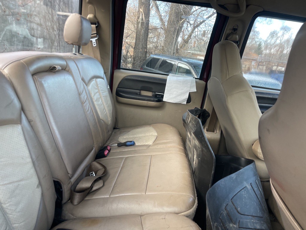 2005 Ford F-250 Image 12