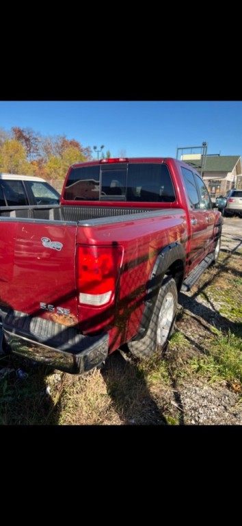2004 Nissan Titan Image 5