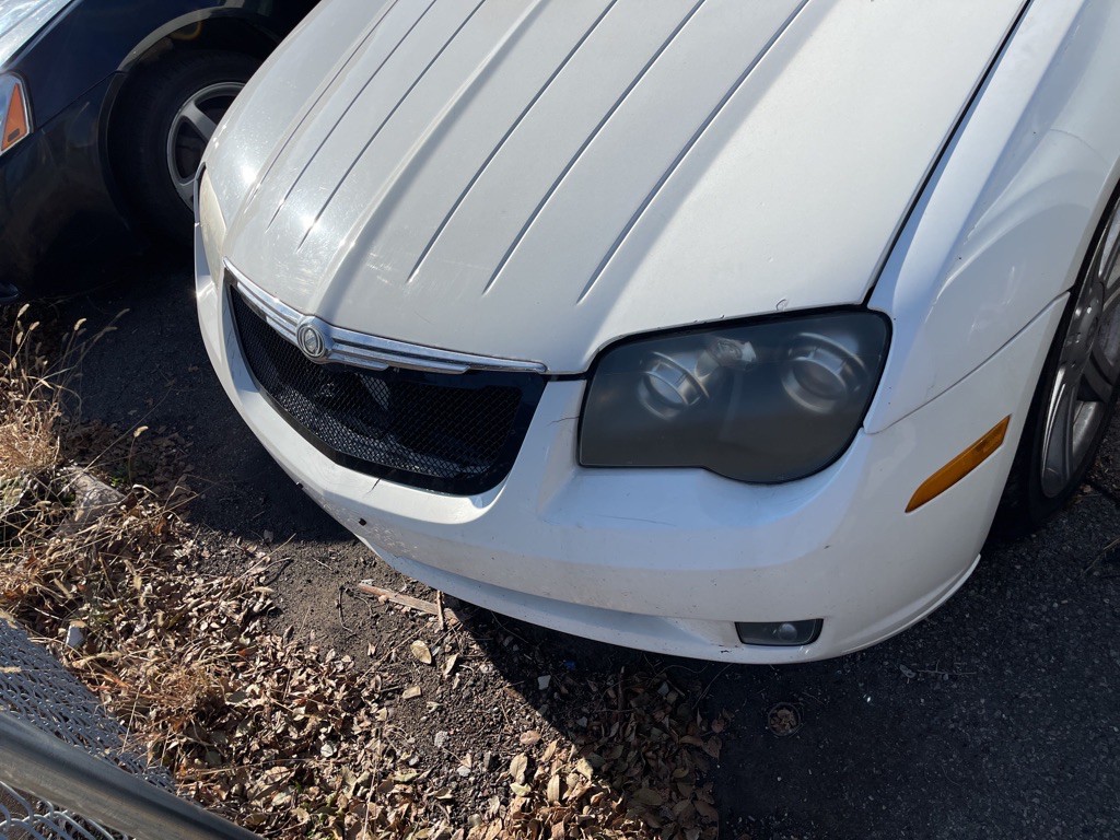 2005 Chrysler Crossfire Image 2