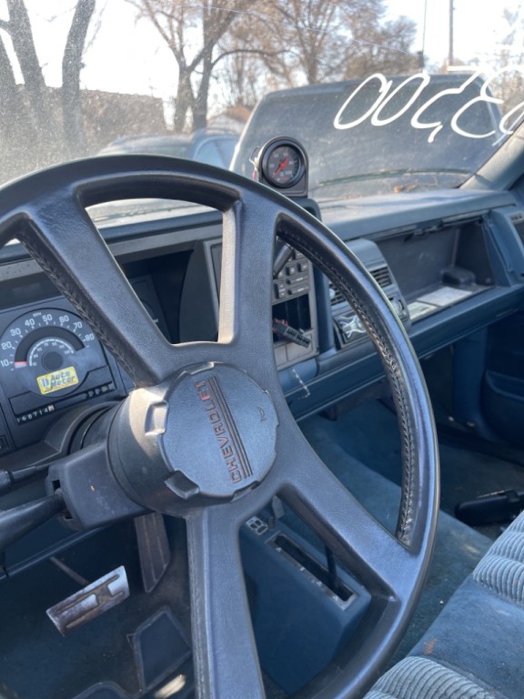 1990 Chevrolet C/K Image 4
