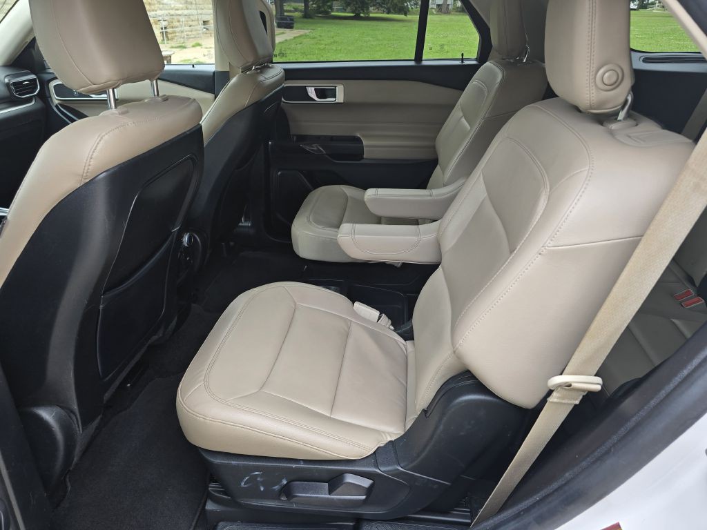 2020 Ford Explorer Image 7