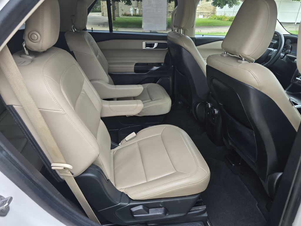 2020 Ford Explorer Image 9