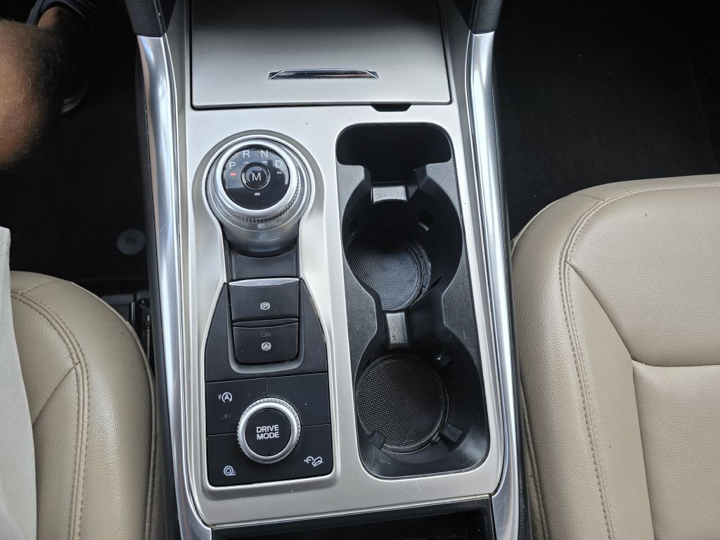 2020 Ford Explorer Image 14