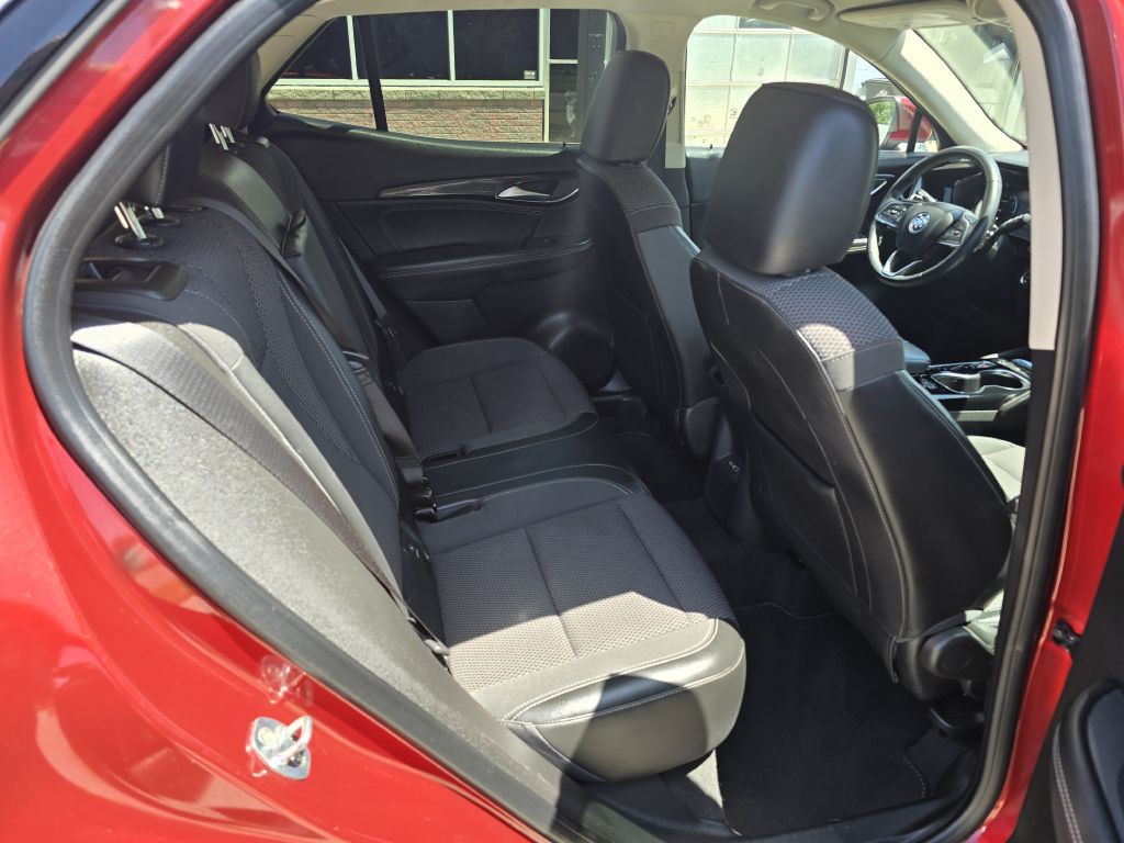 2023 Buick Envision Image 9