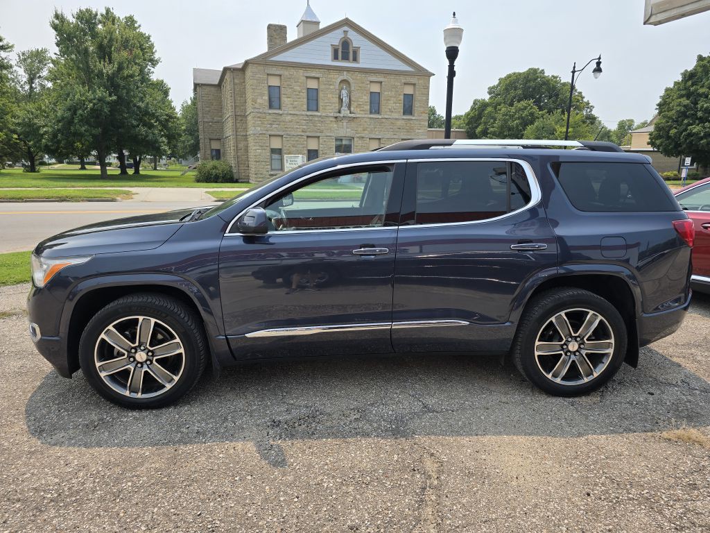 2019 GMC Acadia Image 2