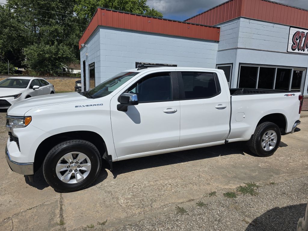 2023 Chevrolet Silverado 1500 Image 1