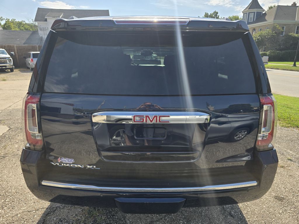 2019 GMC Yukon Image 3