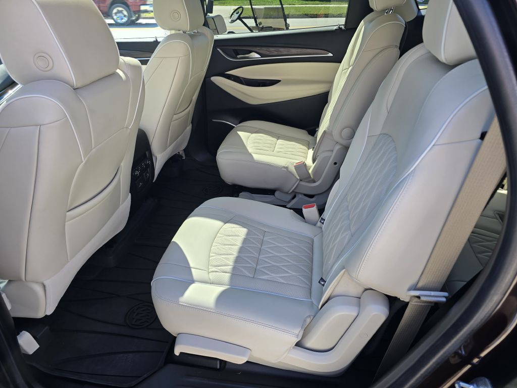 2023 Buick Enclave Image 7