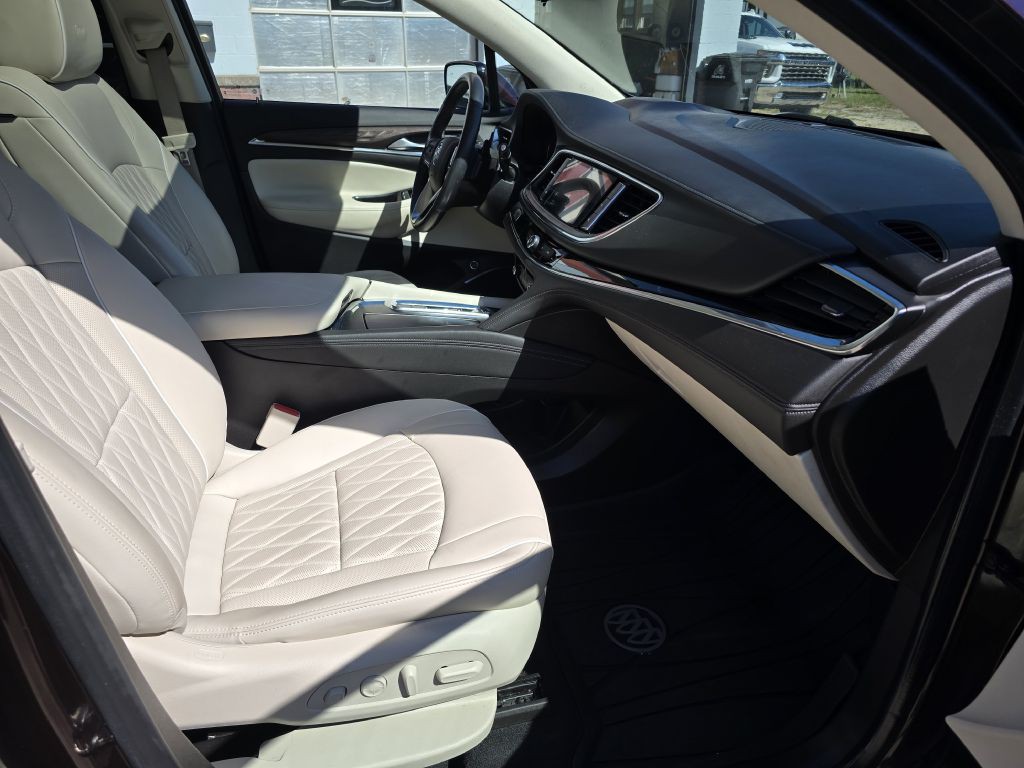 2023 Buick Enclave Image 11