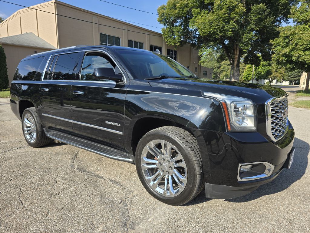 2019 GMC Yukon Image 1