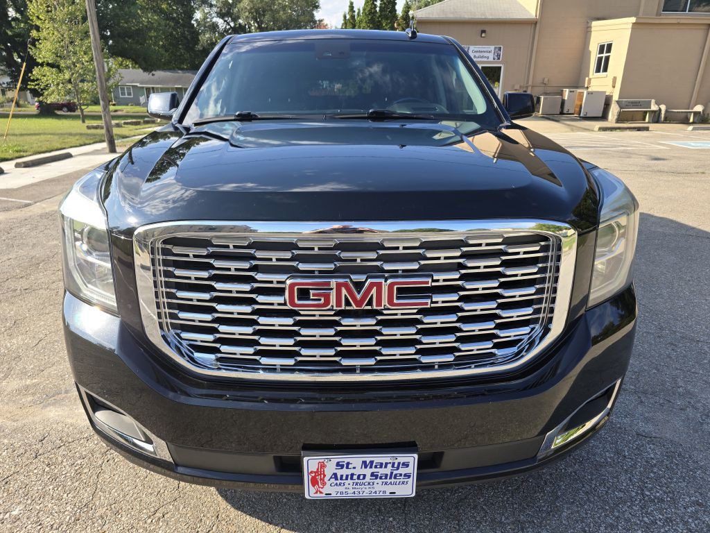 2019 GMC Yukon Image 2