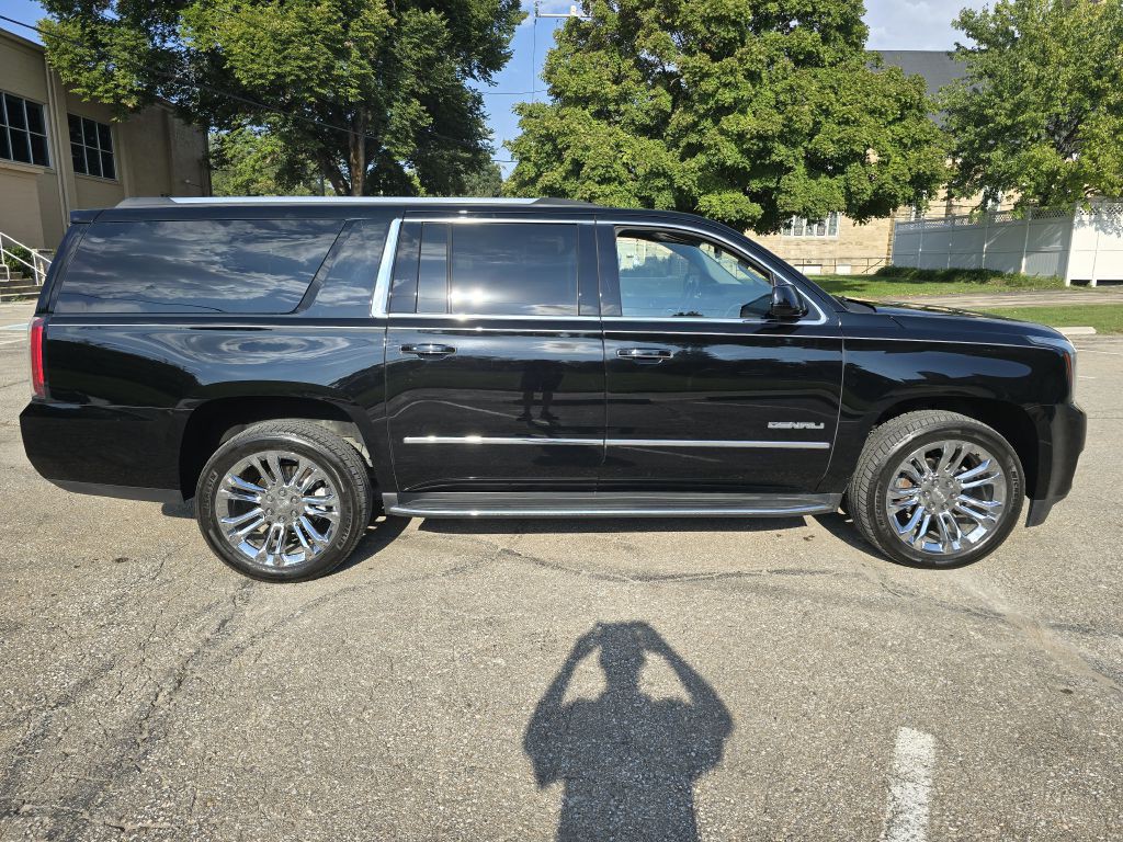 2019 GMC Yukon Image 5