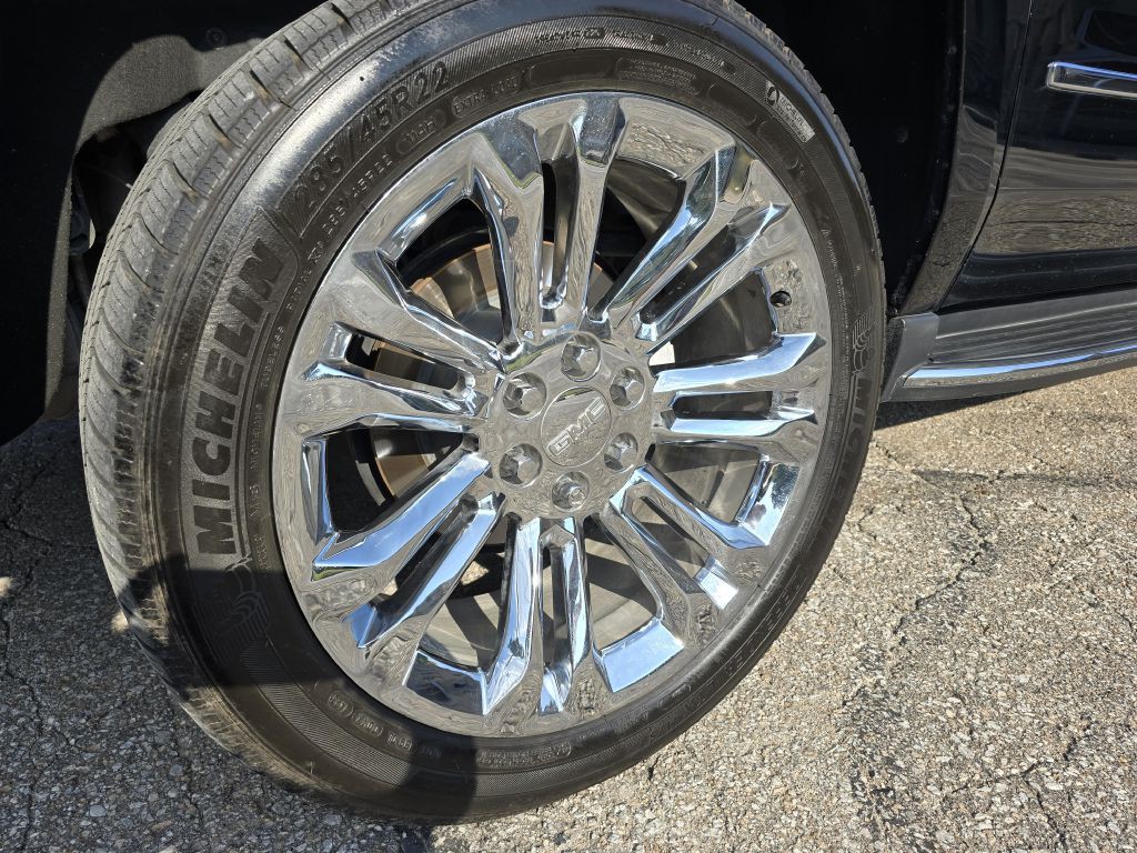 2019 GMC Yukon Image 6