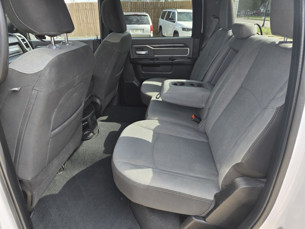 2023 RAM 2500 Image 9
