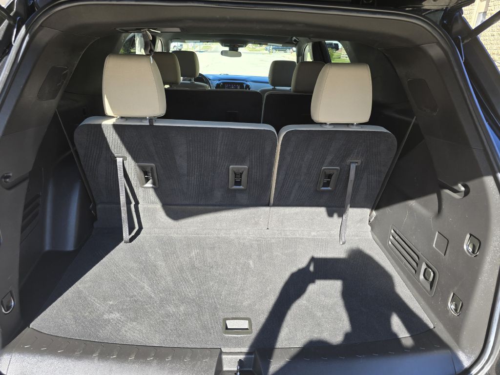 2022 Chevrolet Traverse Image 8