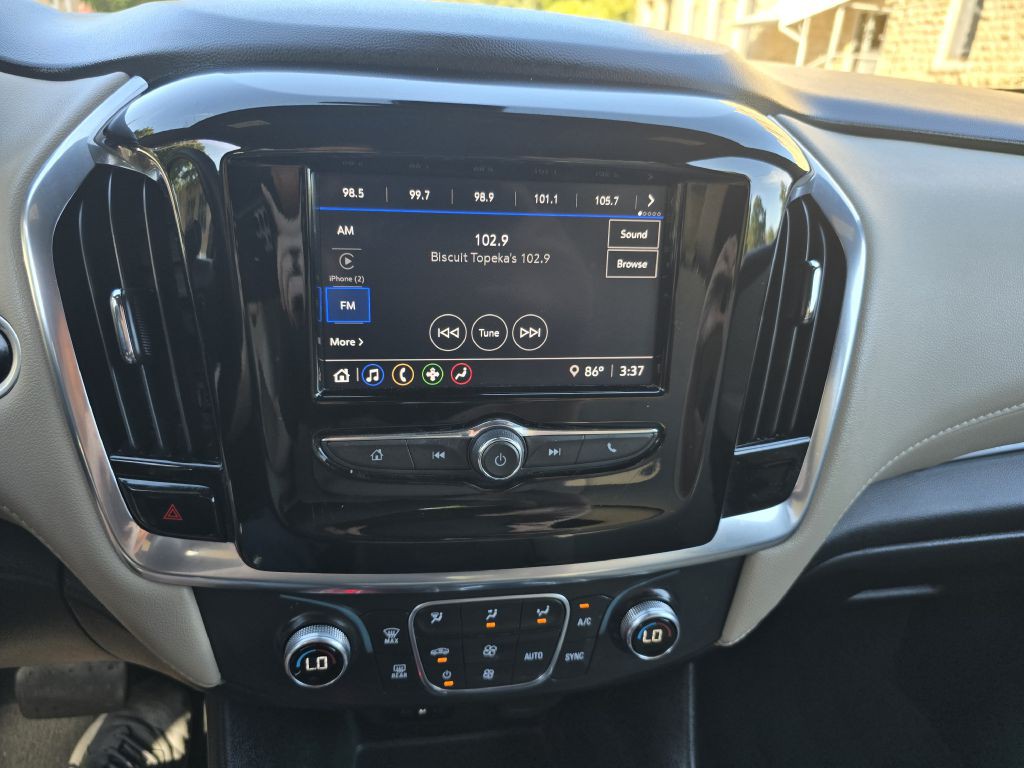 2022 Chevrolet Traverse Image 13