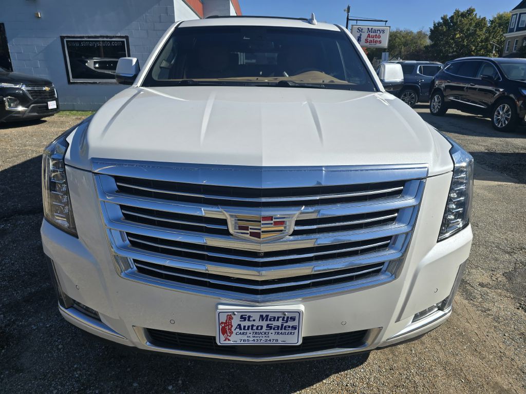 2017 Cadillac Escalade Image 5