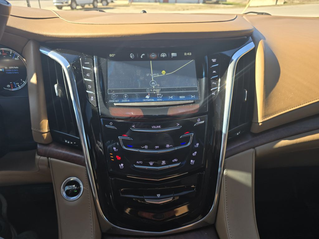 2017 Cadillac Escalade Image 15