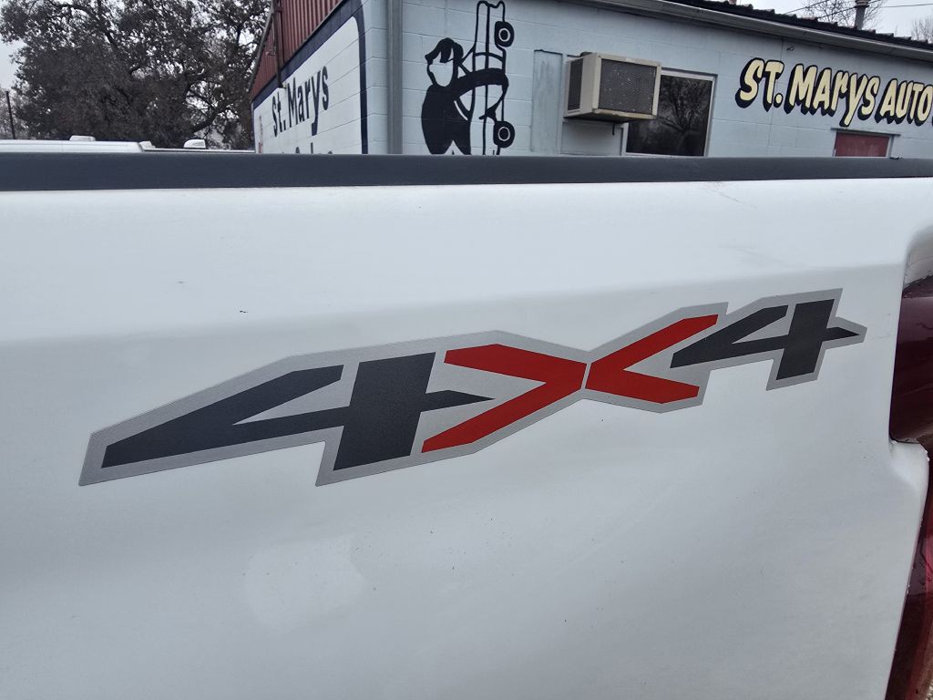 2023 Chevrolet Silverado 1500 Image 5