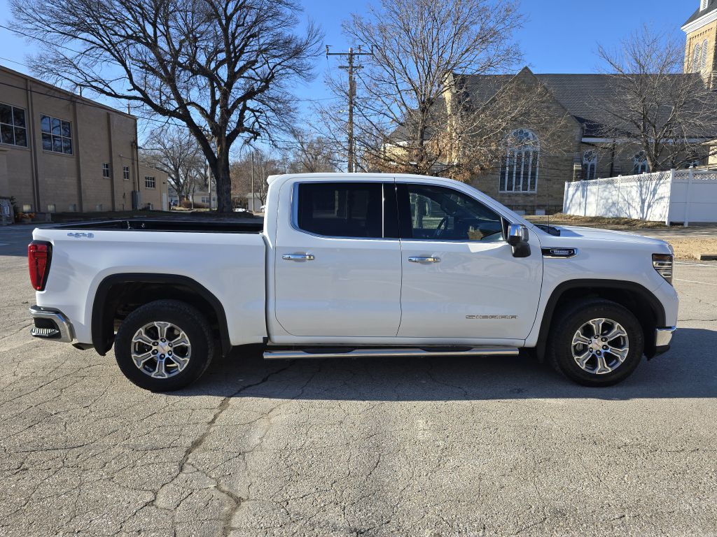 2022 GMC Sierra Image 4