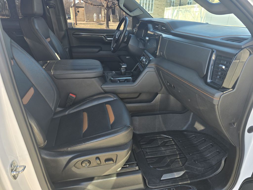 2023 GMC Sierra Image 10