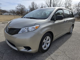 Image for 2017 Toyota Sienna L ID: 7205683