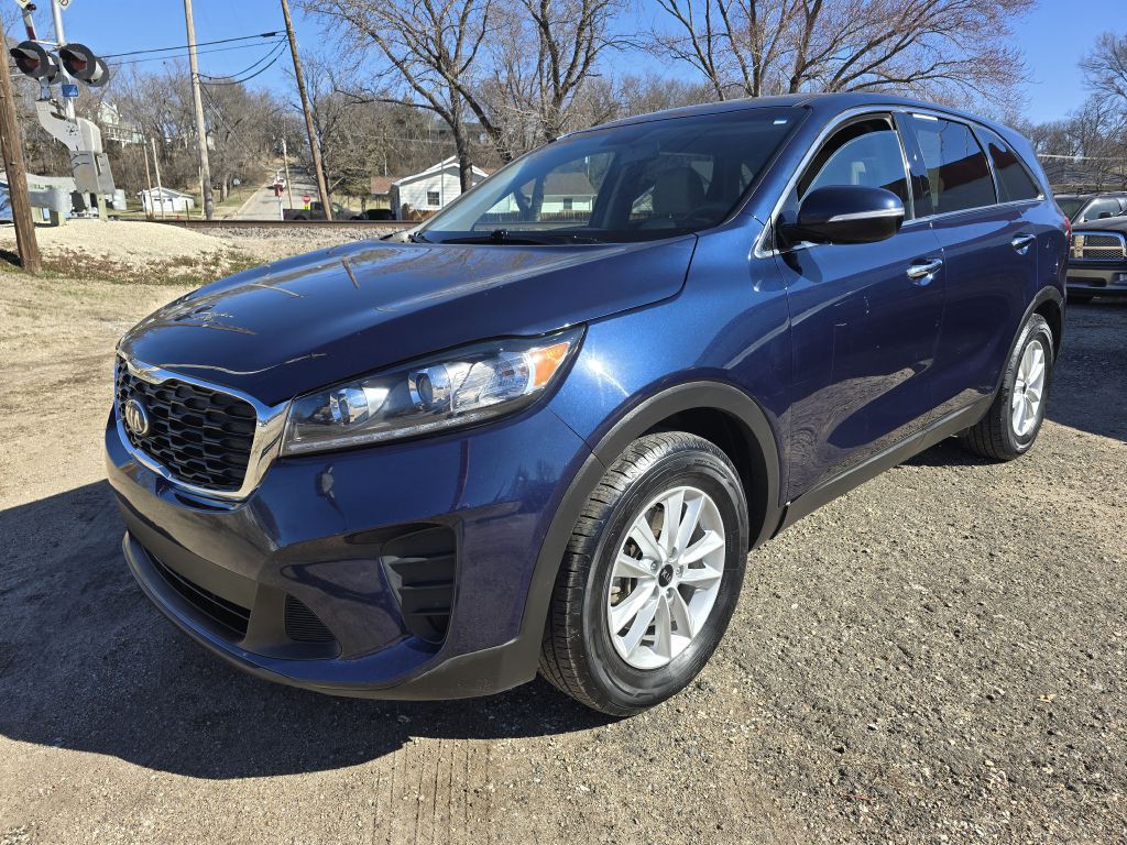 2019 Kia Sorento Image 1