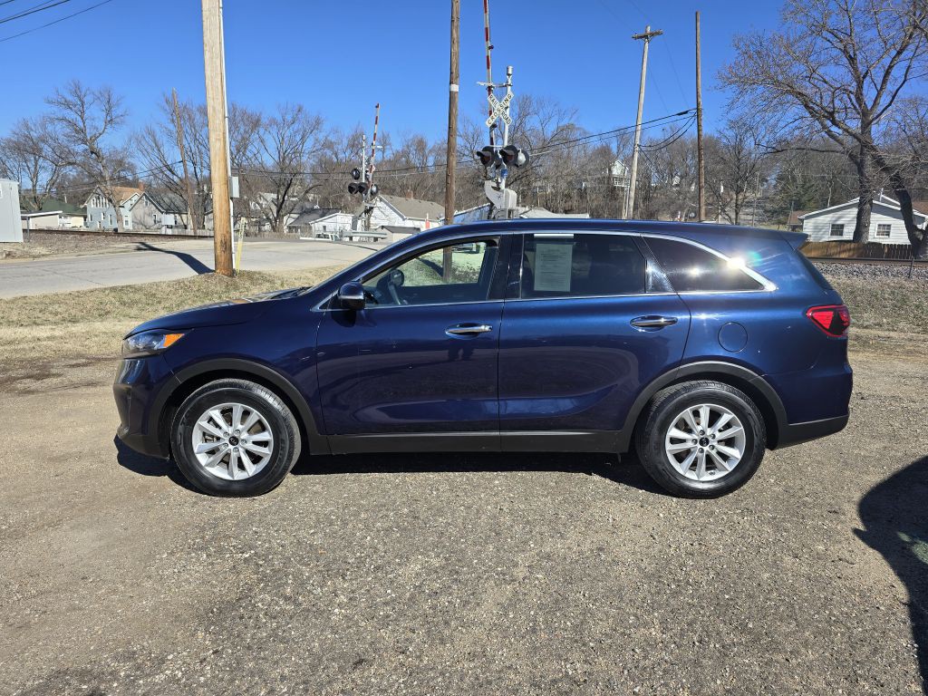 2019 Kia Sorento Image 2