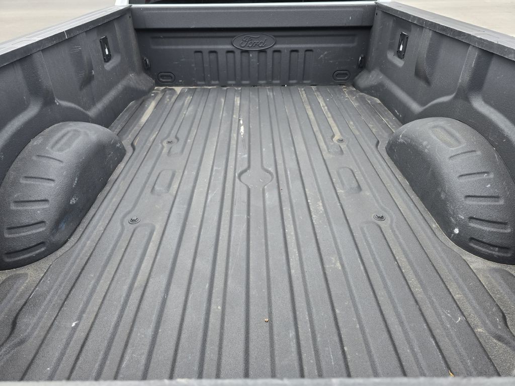 2022 Ford F-250 Image 6