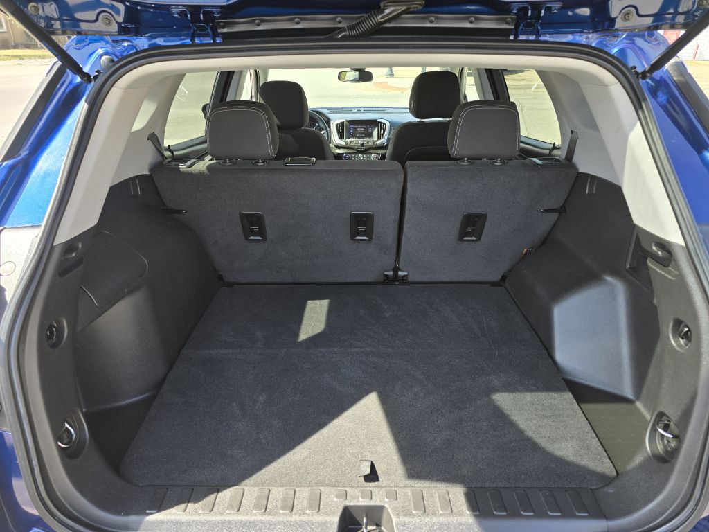 2022 GMC Terrain Image 9