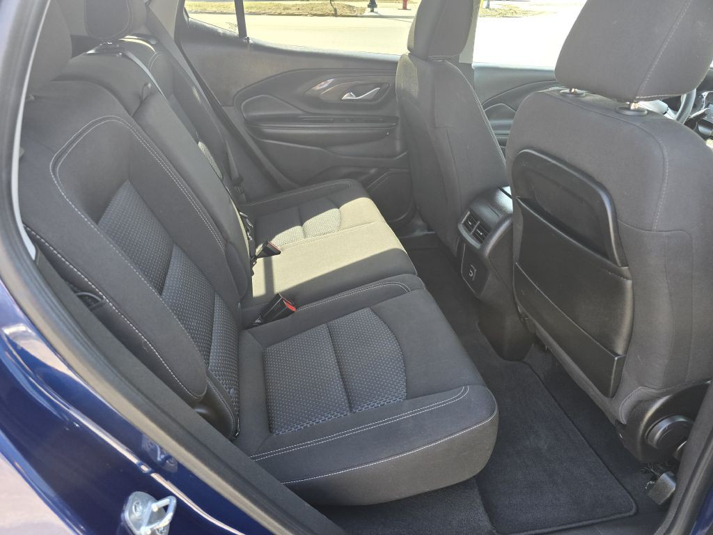 2022 GMC Terrain Image 10