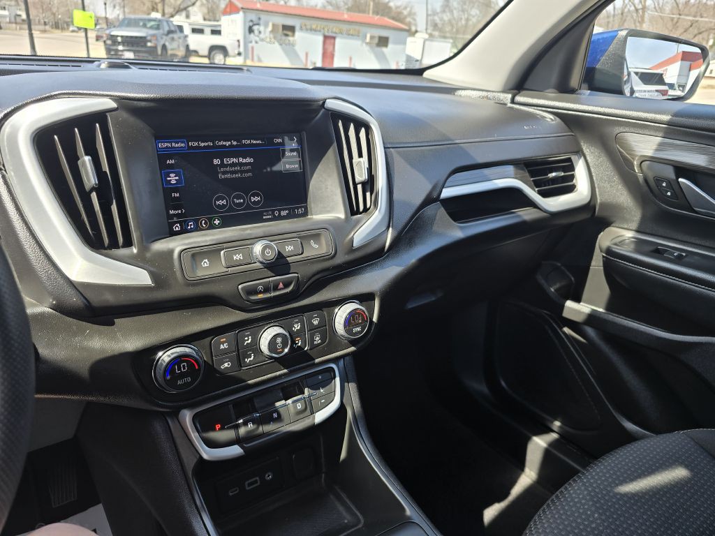 2022 GMC Terrain Image 13
