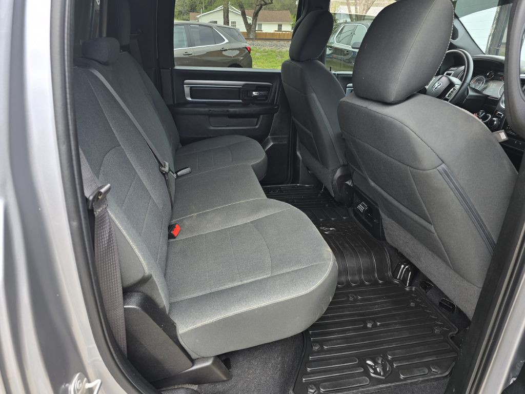 2021 RAM 1500 Image 7