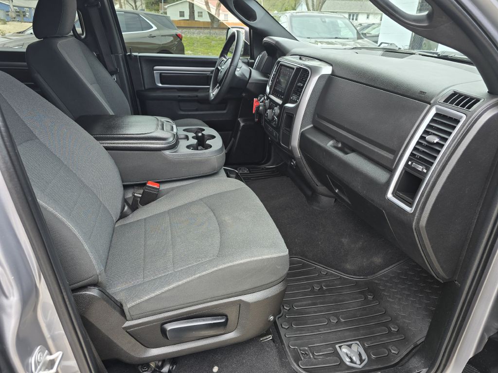 2021 RAM 1500 Image 8