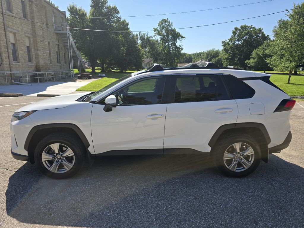 2024 Toyota Rav4 Image 2