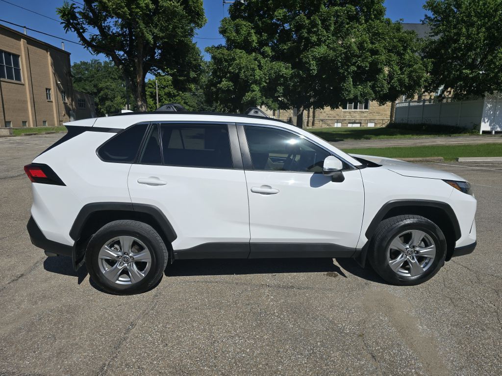 2024 Toyota Rav4 Image 4