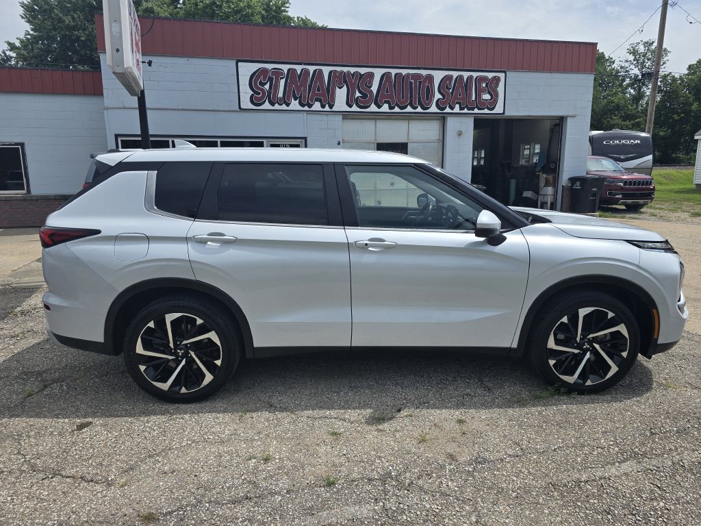 2024 Mitsubishi Outlander Image 4
