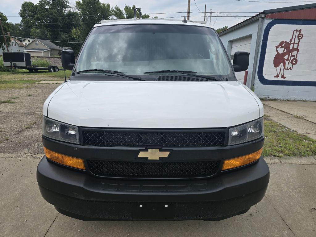 2019 Chevrolet Express Image 5