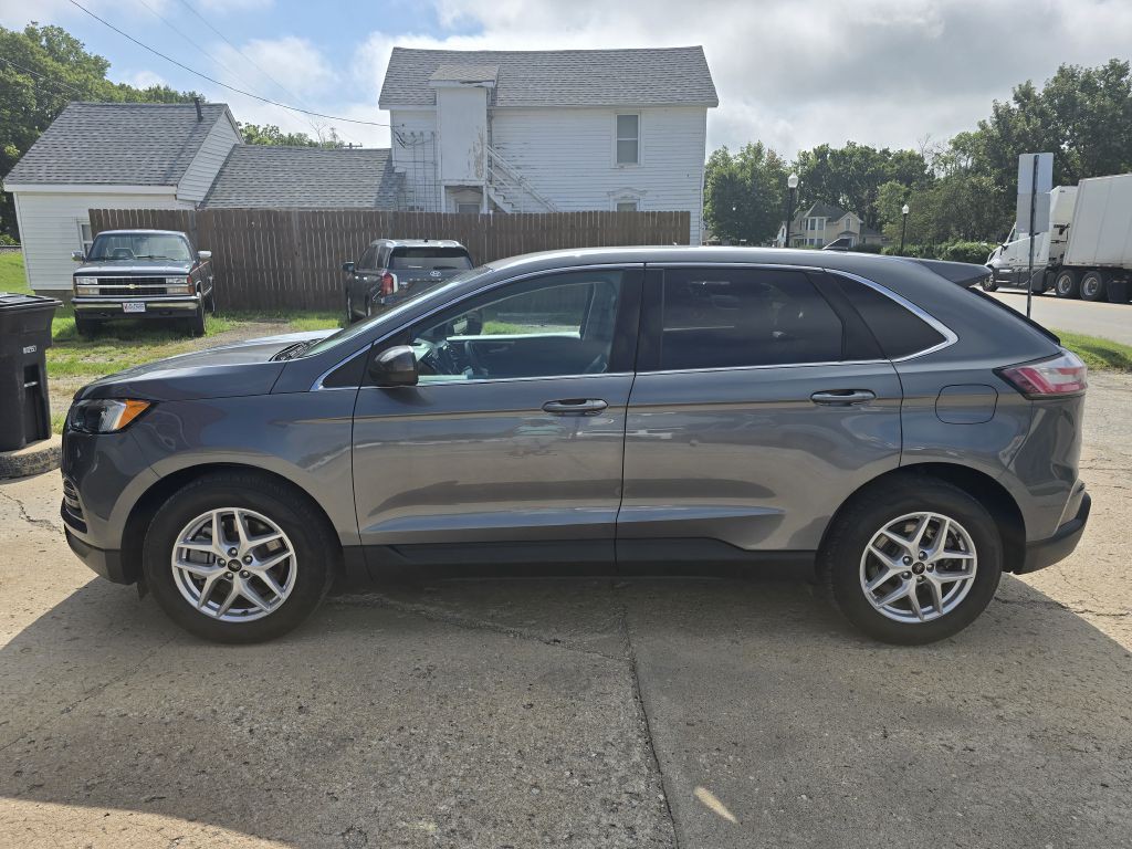 2024 Ford Edge Image 3