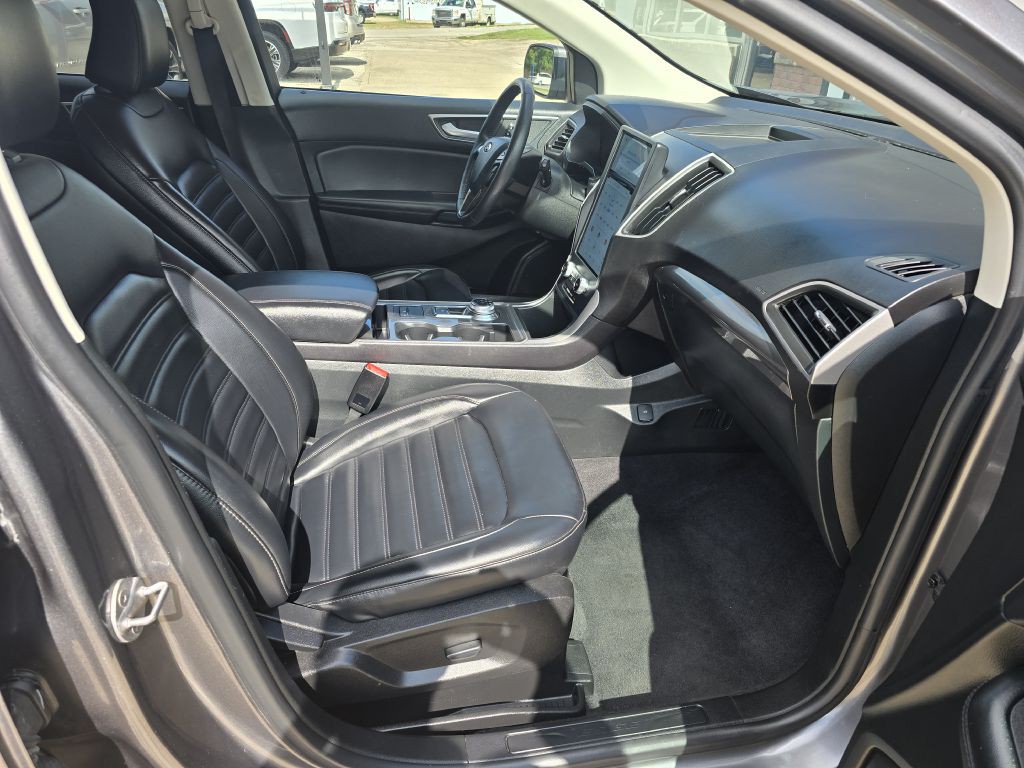 2024 Ford Edge Image 10