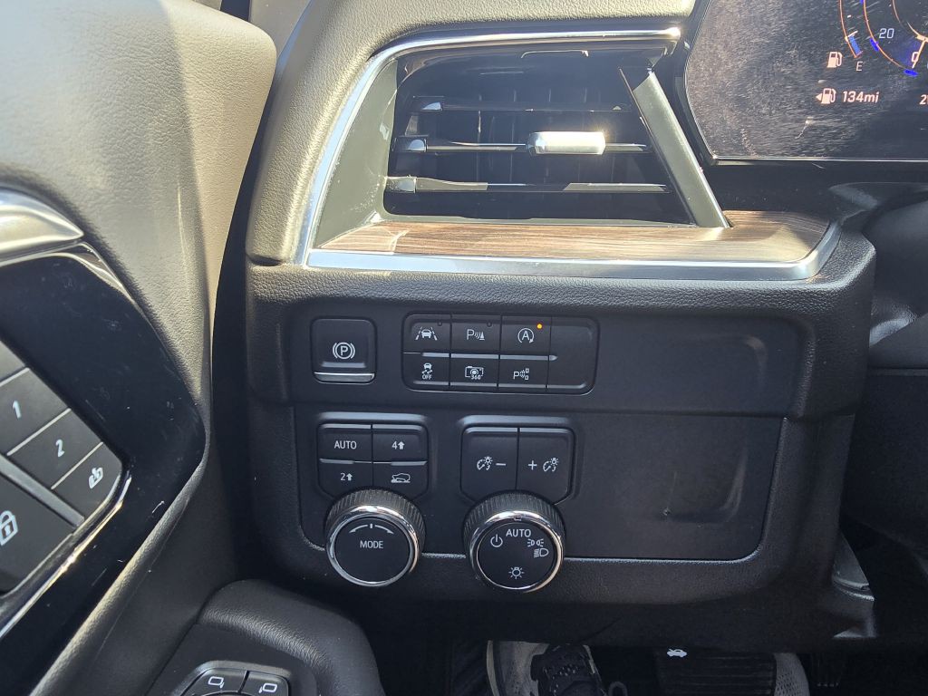2025 Chevrolet Tahoe Image 11