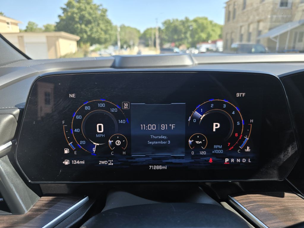 2025 Chevrolet Tahoe Image 16